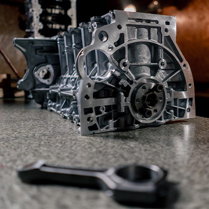 Gépkocsik és hajók